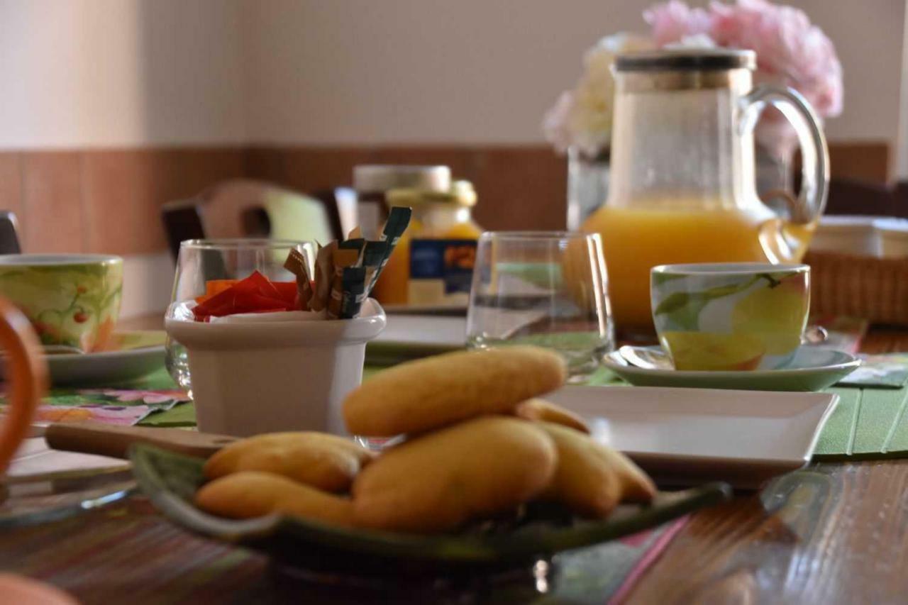 Bed and Breakfast Il Giardino Di Viola Ceglie Messapica Exterior foto